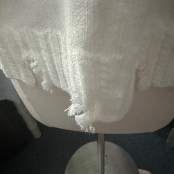 Unique Vintage White V-Neck Sweater with Black Crosses - Picture 4 of 8